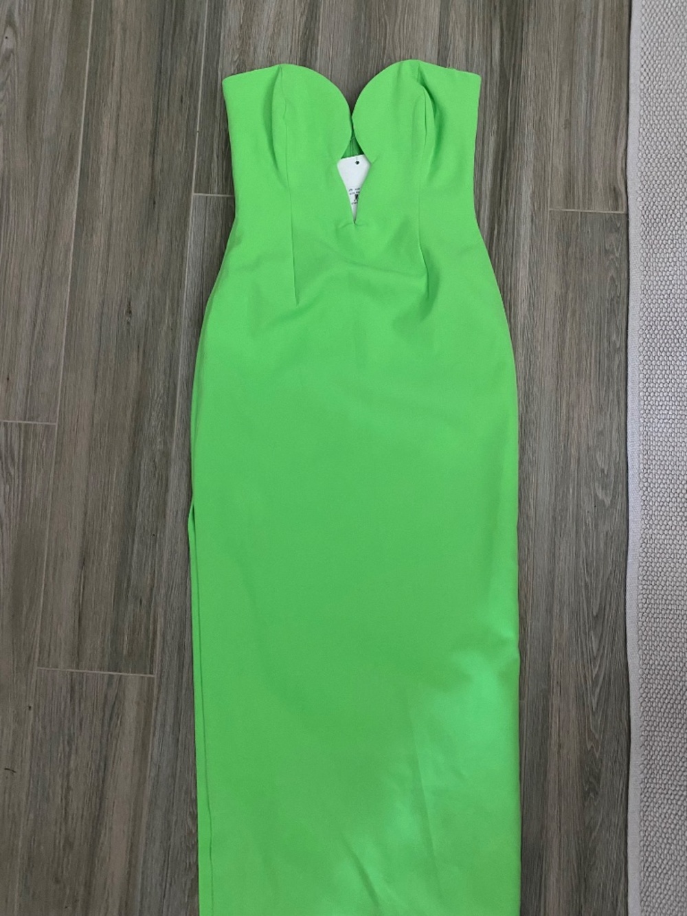BNWT x REVOLVE Eleni Midi Dress in Green - Bardot - Picture 4 of 6